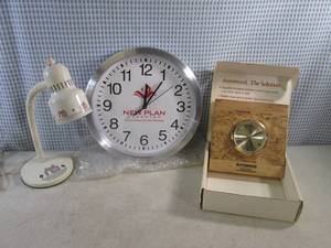 lot 65 image: (A-3) 12 Wall Clock, Wood Clock 7 14 x 7 14 and Desk Lamp