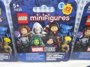 lot 96 image: (BSB) 12 Lego MiniFigures Marvel Studios Series 2