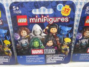 lot 97 image: (BSB) 12 Lego MiniFigures Marvel Studios Series 2