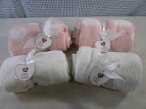 lot 98 image: (BS) 4 Cozy Knit Baby Blankets 30 x 40