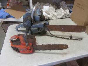 lot 178 image: (F-2) 2 Old Chainsaws Wright and Homelite - Both Motors Turn