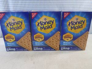 lot 202 image: (C-2) 3 Boxes Honey Maid Graham Crackers Past Date