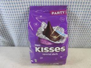 lot 205 image: (B-2) Party Pack Bag Hersheys Kisses Special Dark 2 Pounds .1 Ounce Past Date