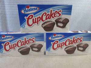 lot 213 image: (B-3) 3 Boxes Hostess Cup Cakes Best by Jan 2024