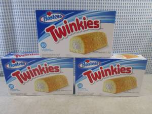 lot 214 image: (C-1) 3 Boxes Hostess Twinkies Best by Feb 2024