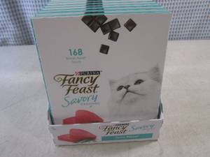 lot 230 image: (BSB) Display of 10 Boxes Fancy Feast Tuna Flavor Cat Treats 168 Break-Apart Treats per Box Best by Jan 2024
