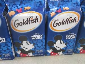 lot 247 image: (C-3) 12 Bags Mickey Mouse Goldfish Snack Crackers Best by Jan 2024