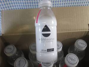 lot 267 image: (B-4) 12 Bottles Drive Wahiwater 16.9oz Past Date