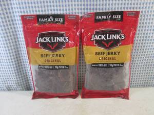 lot 292 image: (B-3) 2 Family Size Bags Jack Links Original Beef Jerky Past Date