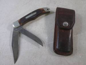 lot 305 image: (CNTR) Vintage Schrade Old Timer USA 250T 2-Blade Knife with Leather Sheath