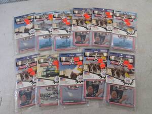 lot 350 image: (BSB) Assorted Packs Troops Desert Storm Trading Cards