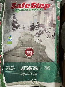 lot 12 image: Safe Step Ice Melt NEW 50 Pound Bag