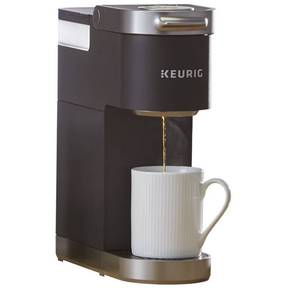 lot 19 image: Keurig K-Mini Plus - Cardinal Red