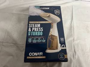 lot 146 image: Conair Garment Steamer with Turbo