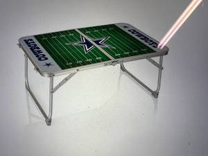 lot 148 image: Picnic Time NFL Concert Mini Portable Table