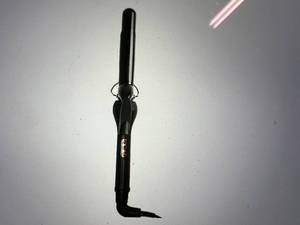 lot 158 image: Kim Kimble 1 Digital Curling Iron