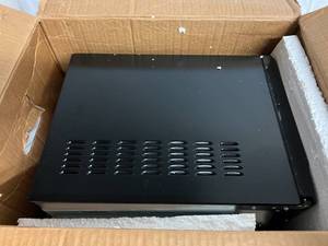 lot 171 image: Magic Chef 1.6 cu. ft. 1100-Watt Microwave Oven - Black