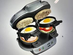 lot 173 image: Hamilton Beach Dual Breakfast Sandwich Maker with Timer