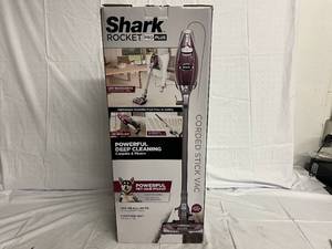 lot 1 image: Shark Rocket Pro Plus Vacuum