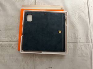 lot 211 image: Galaxy A71 Folding Leather Case