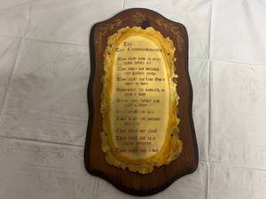 lot 232 image: 10 Commandments Wall Plaque - Wooden with Metal Insert