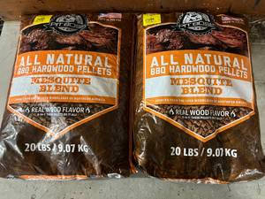 lot 264 image: 2 x 20lb Bags of Pit Boss BBQ Smoking Pellets - Mesquite Blend