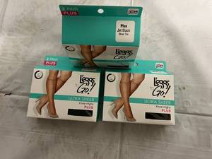 lot 318 image: 6 Pairs of Plus, Jet Black, Knee High Leggs to Go Pantyhose