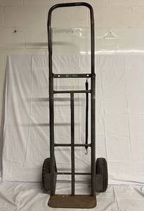 lot 250 image: 2 Wheel Dolly Cart