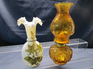 lot 201 image: Moon & Stars Kerosene Lamp
