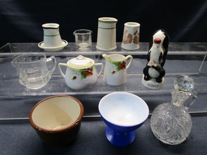 lot 220 image: Nippon, Skunk, Creamers, Cruet