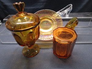 lot 231 image: Amber Candy, Jar, Shoes, Plate