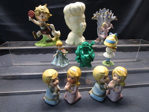 lot 247 image: Figures Happy Budha, Head Vase, Beswick