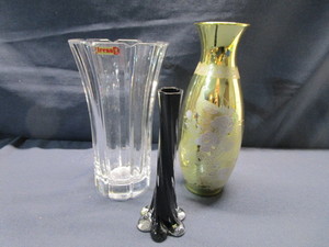 lot 274 image: Three Vases