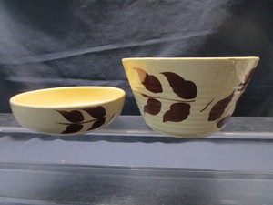 lot 109 image: Wattware Autumn Foliage Bowls