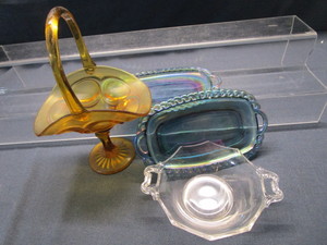 lot 110 image: Amber Basket, Carnival Trays
