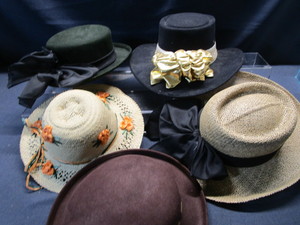 lot 138 image: Ladies Hats