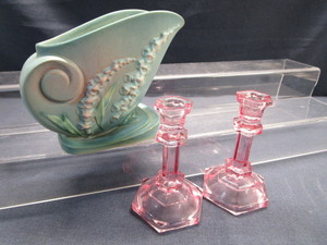 lot 99 image: Roseville Foxglove planter, Pink Candle Holders