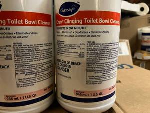 Clinging Toilet Bowl Cleaner