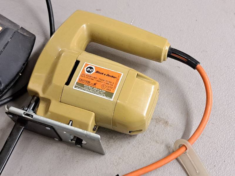 lot 131 image: Black & Decker Electric Jig Saw 7504