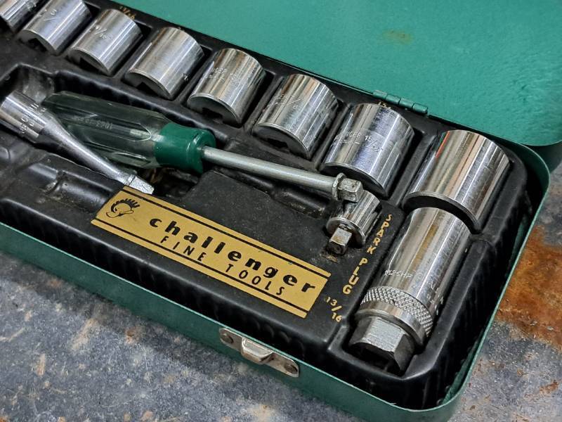 lot 341 image: Lot of (1 Box) Hand Tools - Sockets, Tape Measure, Drivers