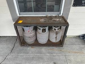 41 x 25 x 15 Propane Storage Cage w 3 Propane Tanks