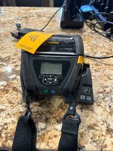 Zebra Portable Thermal Label Printer Model#QLN420 with charging dock & battery