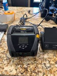 Zebra Portable Thermal Label Printer Model#ZQ630 with separate battery charger w2extra batteries