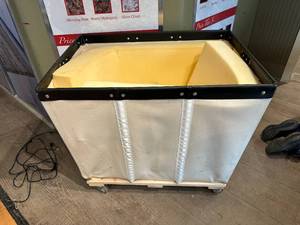 Royal Basket Trucks 16 Bushels Bin