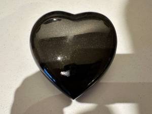 Granite Heart Black 6 x 6