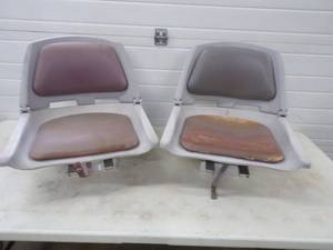 lot 29 image: Pair of Boat Seats with Clamp on Brackets