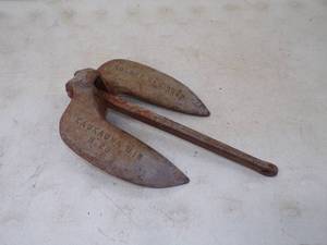 lot 30 image: Boat Anchor