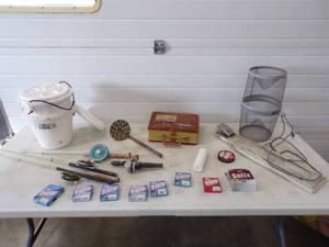 lot 83 image: Fishing Lot