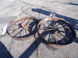 lot 102 image: Pair of Vintage 38 Wheels