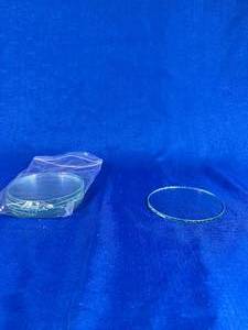 lot 59 image: 6 - 4 Inches Glass Plates Circle